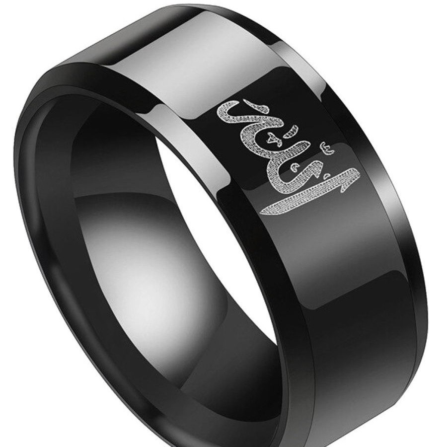 Оригинальное черное кольцо