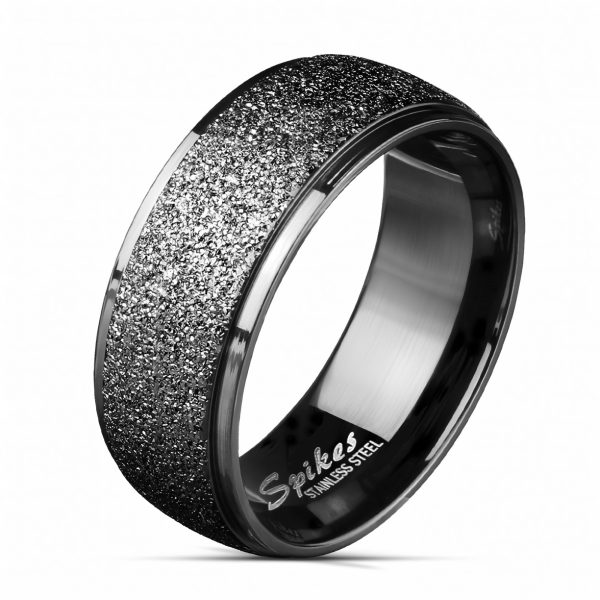 Черное кольцо с мраморной пылью