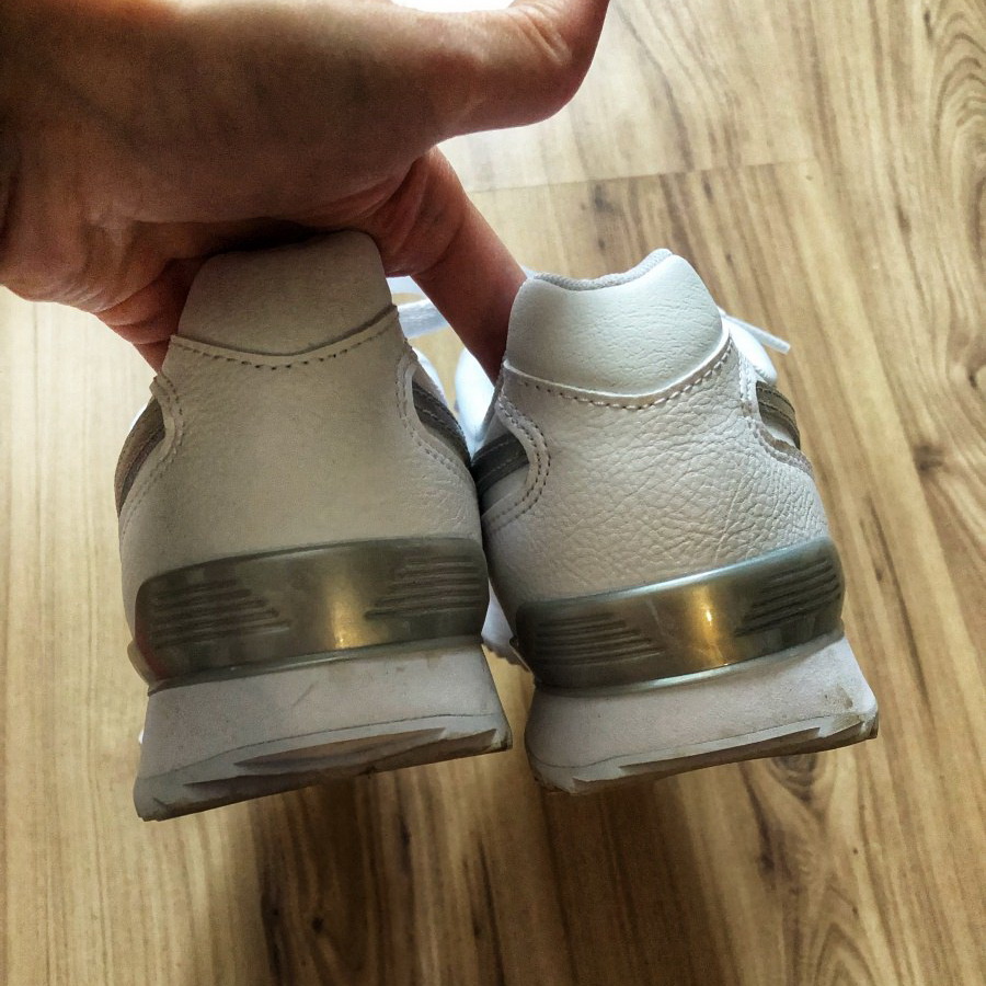 Рибок Вид сзади